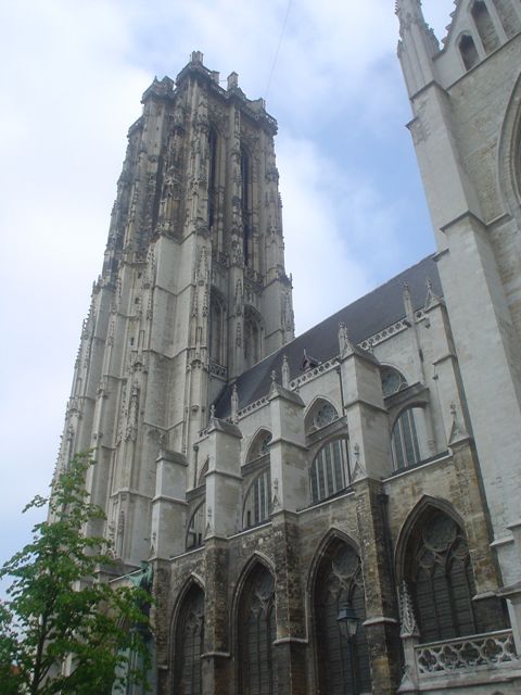 Мехелен вестерло. Мехелен башня св.Румольда Бельгия.